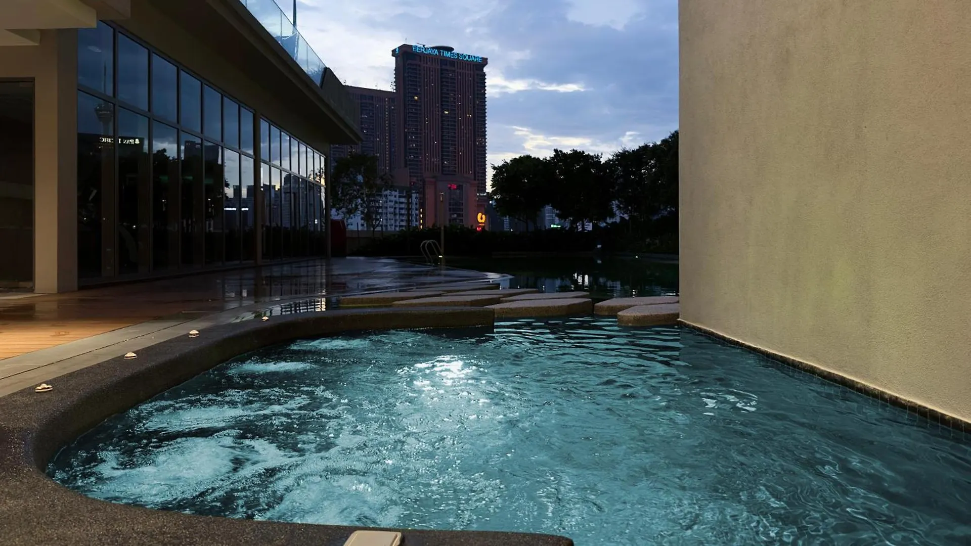 Apartment Core Residence Trx By Elegance Suites Kuala Lumpur