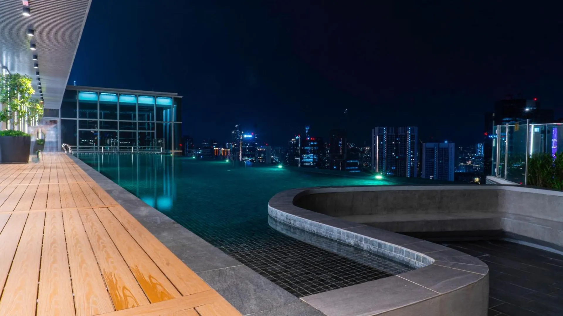 Core Residence Trx By Elegance Suites Kuala Lumpur Apartment